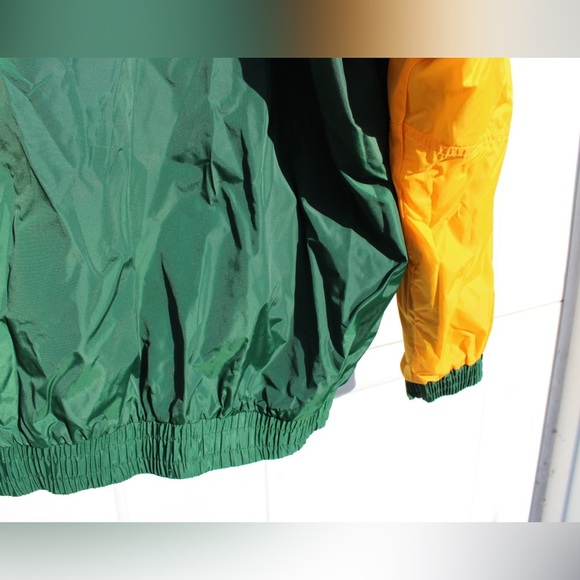 Green Bay Packer NFL Pro Line Windbreaker - Picture 11 of 11